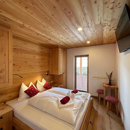 Hotel Surc Kranjska Gora Esterno foto