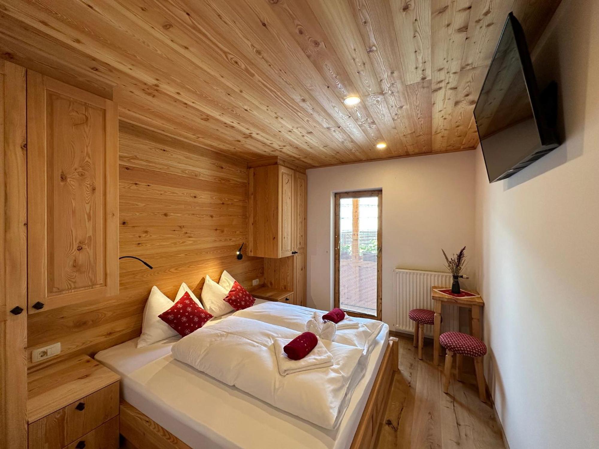 Hotel Surc Kranjska Gora Esterno foto