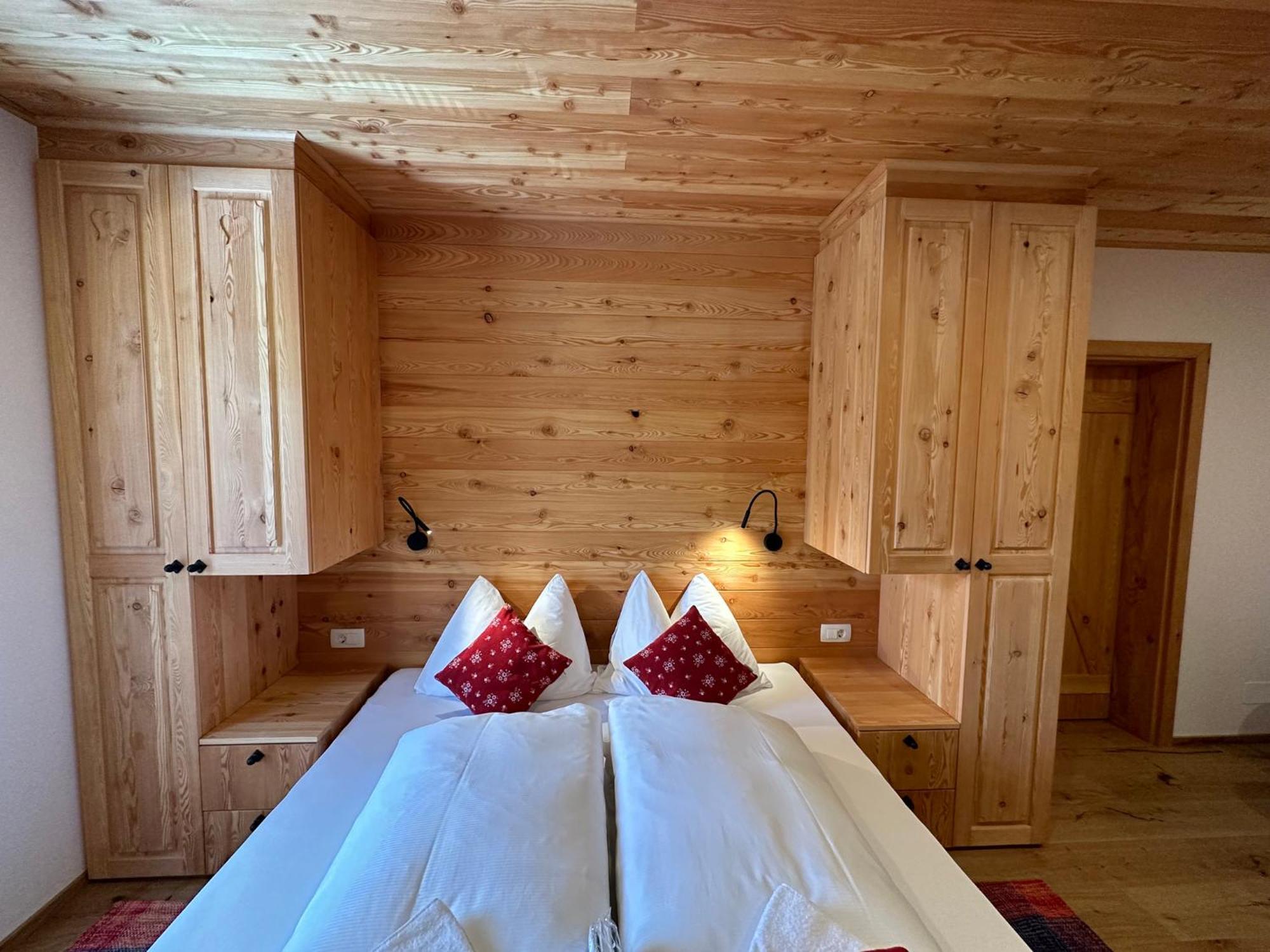 Hotel Surc Kranjska Gora Esterno foto