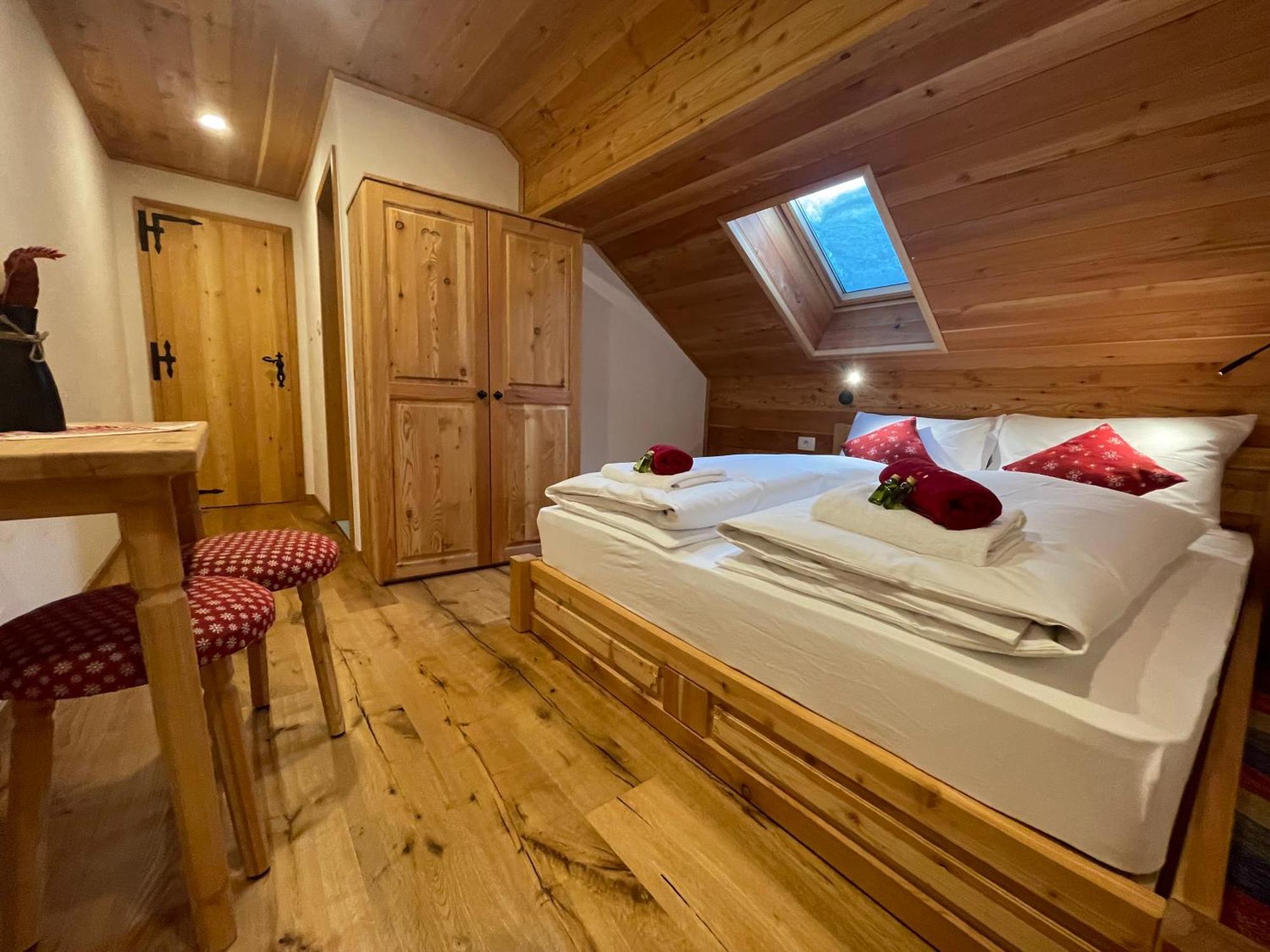 Hotel Surc Kranjska Gora Camera foto