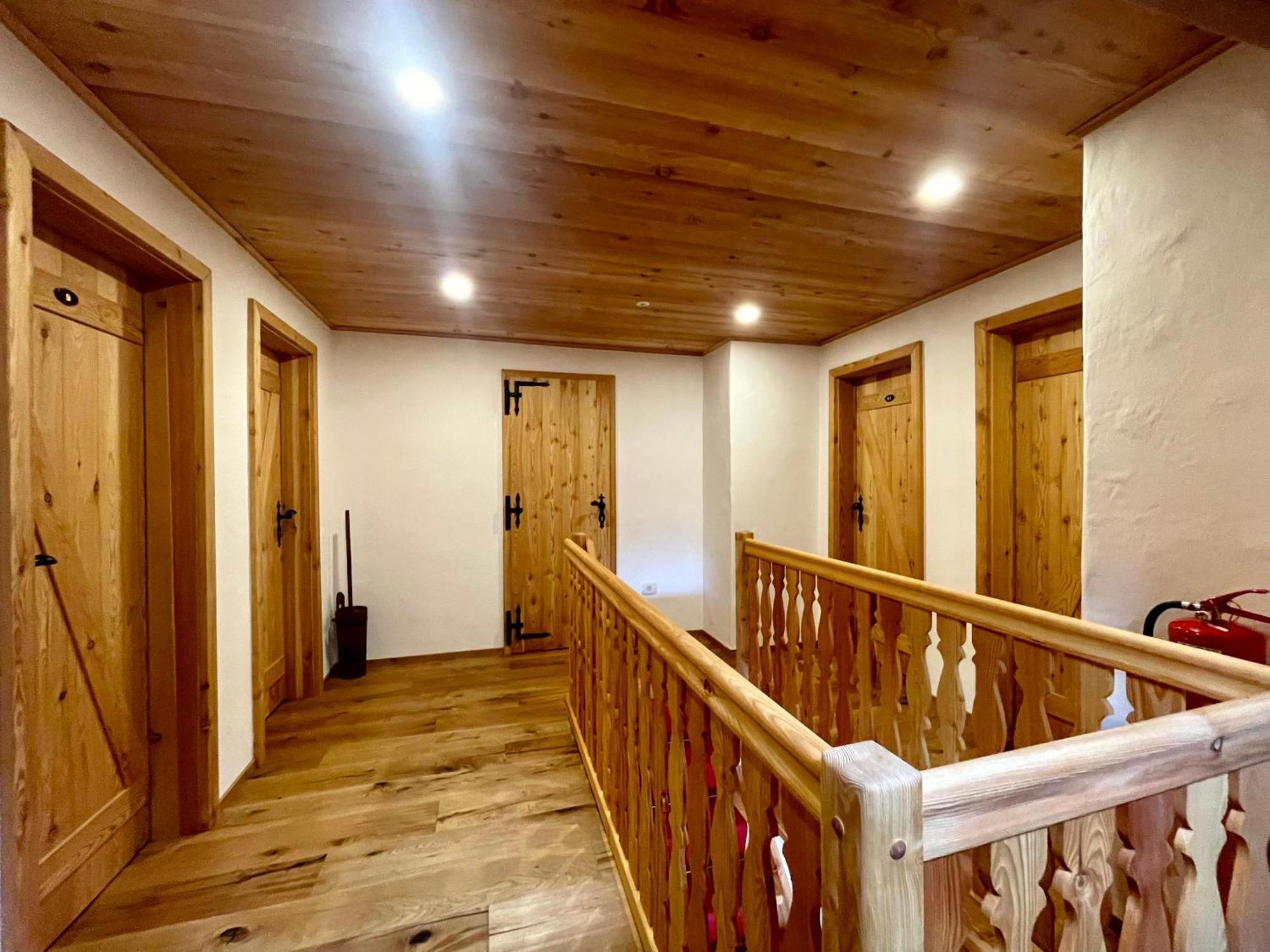 Hotel Surc Kranjska Gora Esterno foto